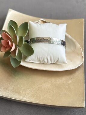 Stainless Steel Engraved Floral Cuff Bracelet Gift Sister Birthday Unique NEW